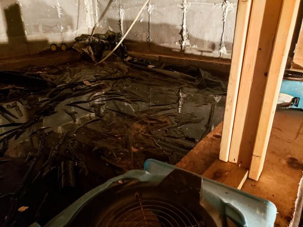 Crawlspace Water Cleanup in Ringgold